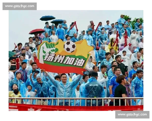 苏超保安招募风波：官方叫停临时招聘，球迷应聘需警惕信息陷阱